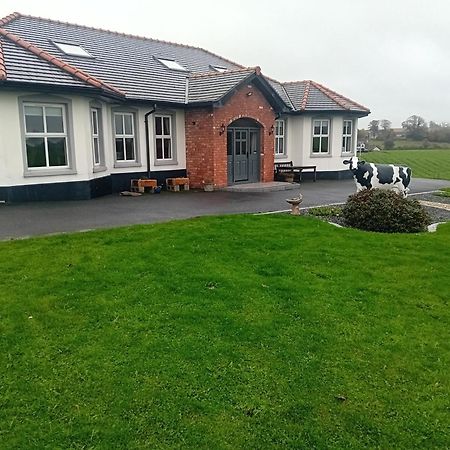 Creeghduff Lodge ดาว์นแพทริค ภายนอก รูปภาพ